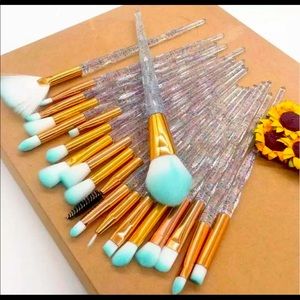 20-piece ombre makeup brushes set